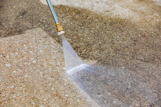 Best Pool Deck Cleaning  in Shoreacres, TX